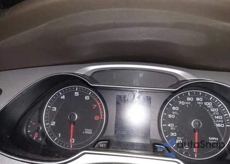 2015 Audi A4 2.0T Premium z USA, uszkodzony, nr VIN WAUFFAFL6FN037532